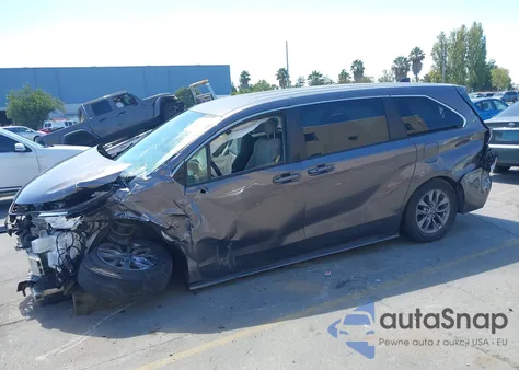 2022 Toyota Sienna Le из США, поврежденный, VIN 5TDKRKEC3NS097101